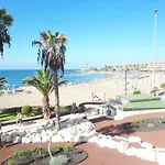 Playa De Vistas 아파트 *